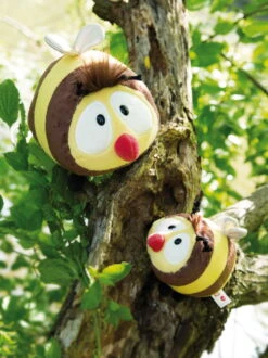 Nici 44480 Biene Classic Bear Bär Ca 12cm Plüsch Kuscheltier 11 Nici 44480 Biene Classic Bear Bär Ca 12cm Plüsch Kuscheltier -Nici Verkaufsgeschäft 44480 06 444481 Milieu 1532x2048